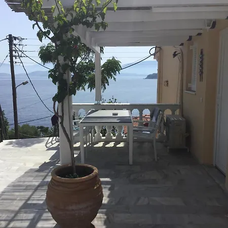 Nyaraló Corfu Island In By Seaside Kasziópi